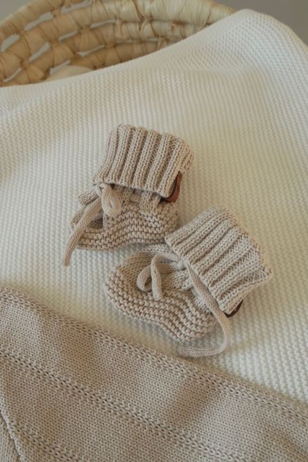 Hovedbilde Knit babytøfler - sand