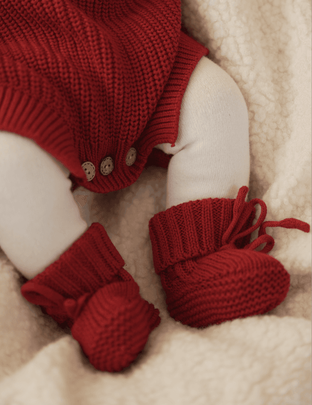 Knit babytøfler - cranberry
