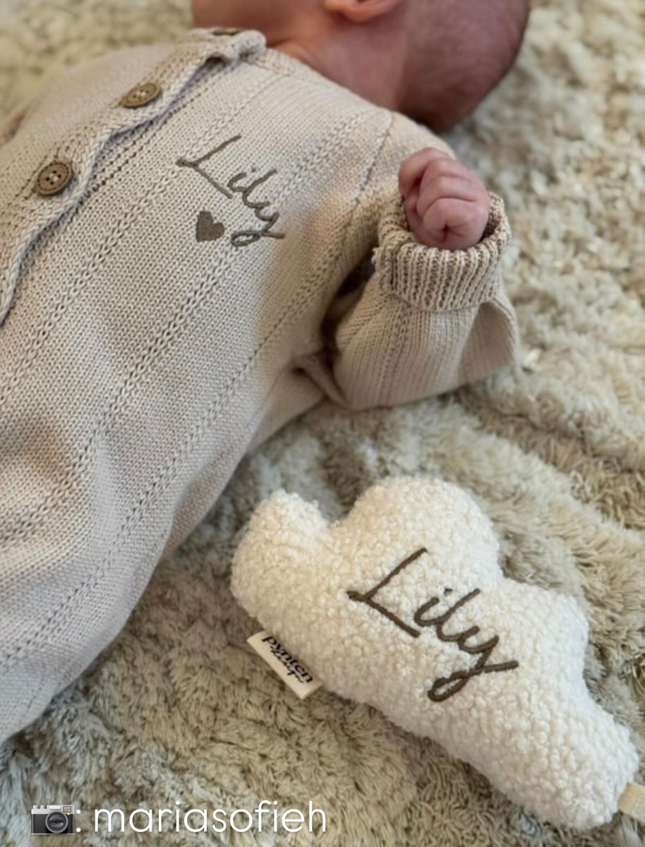 Tiny heldress - sand